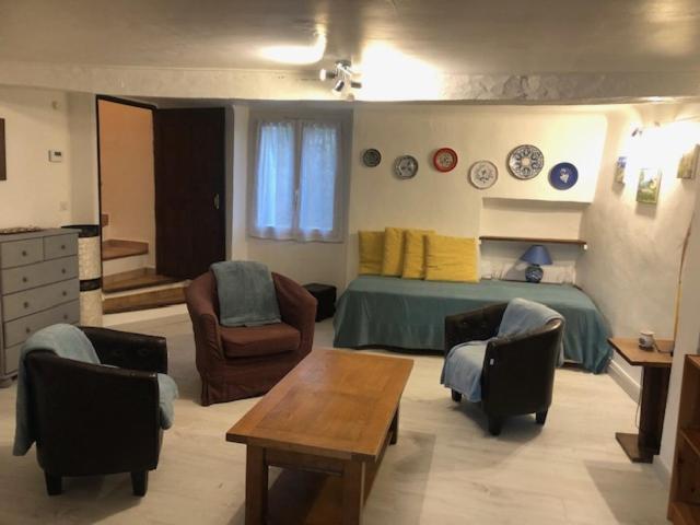 Apartamento Le Petit Saint Clair Trigance Exterior foto